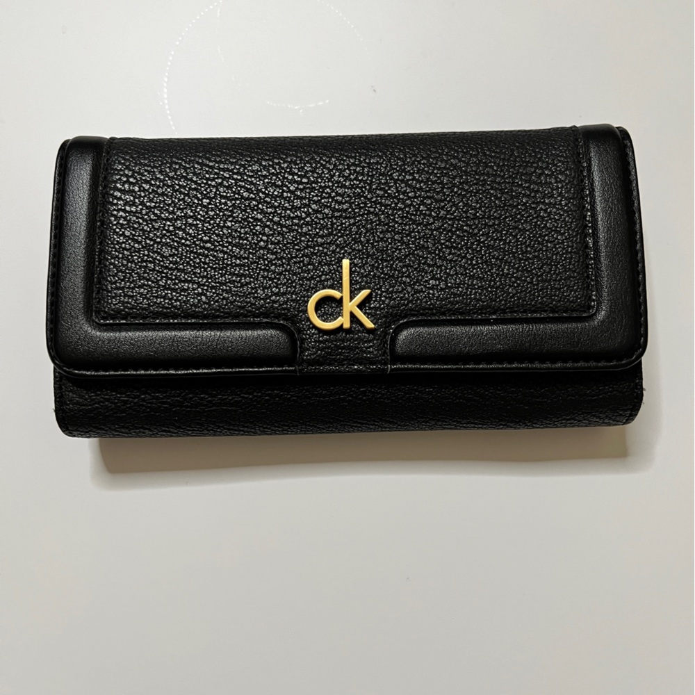 Calvin Klein Women's Black Wallet